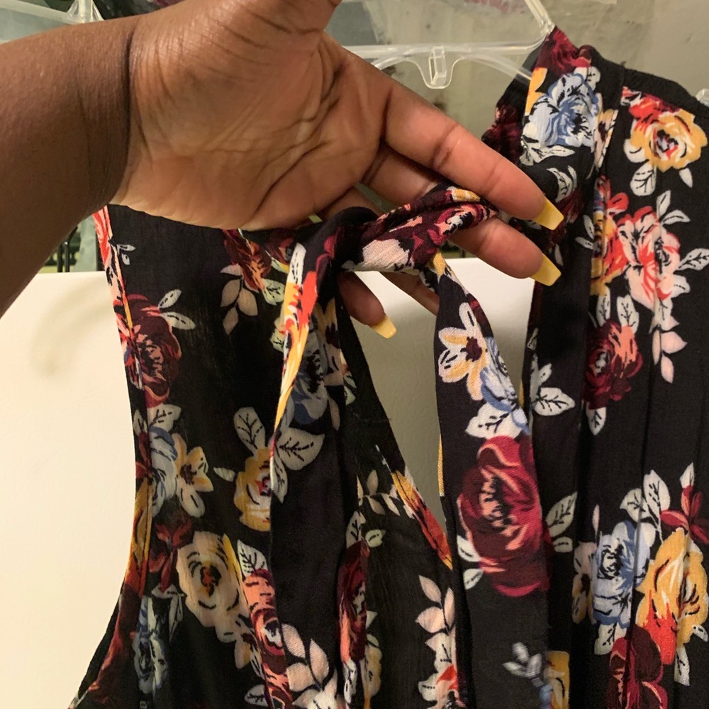 *SOLD*Floral Jumpsuit - Picture 5 of 6